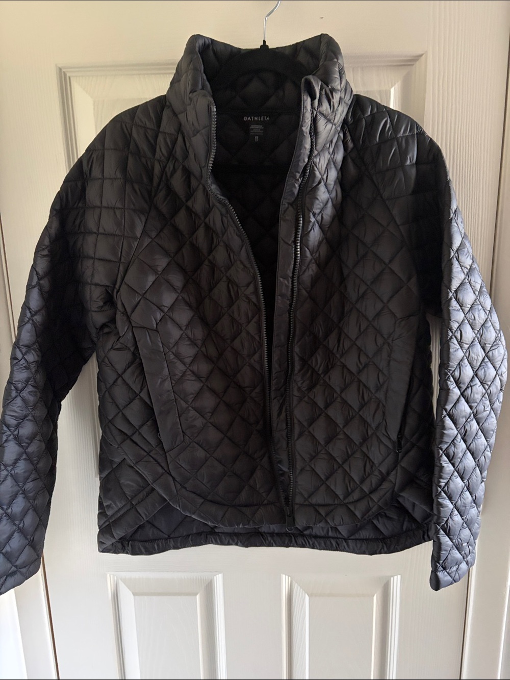Athletes Quilted Black Puffer Jacket - Women's size XS